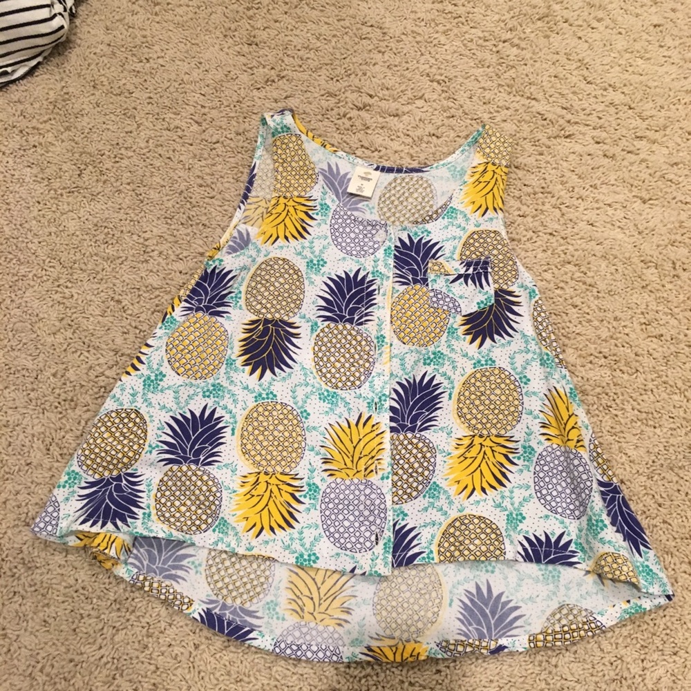 pineapple shirt